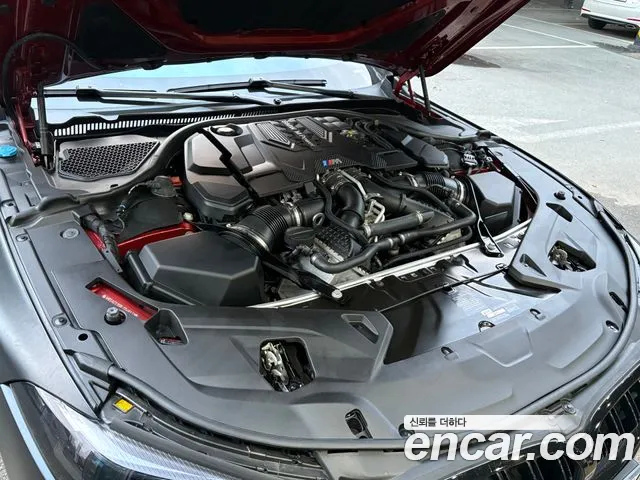 BMW M8 2020 thumb 6