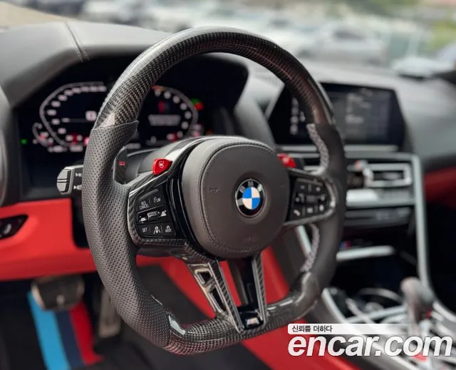 BMW M8 2020 thumb 7