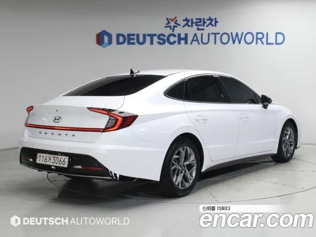 Hyundai Sonata 2022 thumb 2