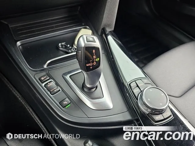 BMW 3-Series 2015 thumb 9