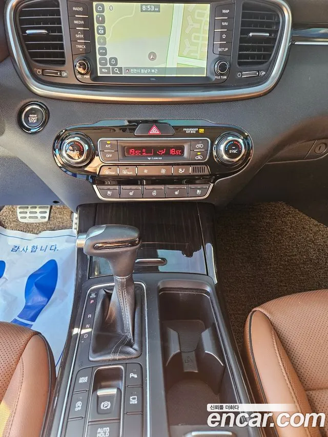 Kia Sorento 2018 thumb 9