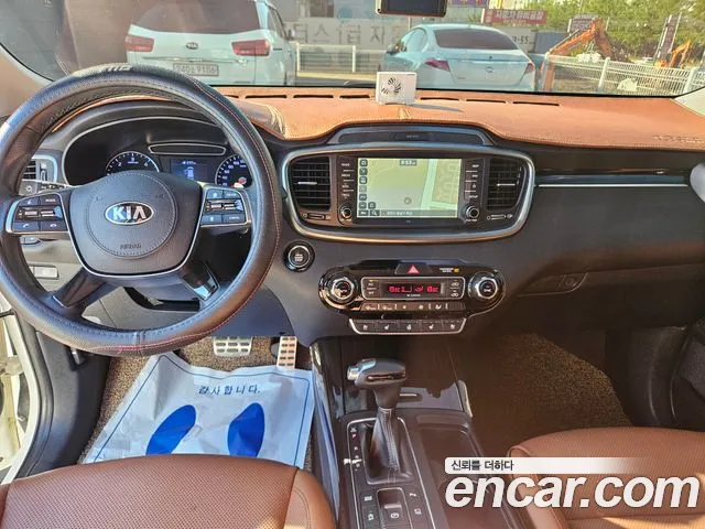 Kia Sorento 2018 thumb 10