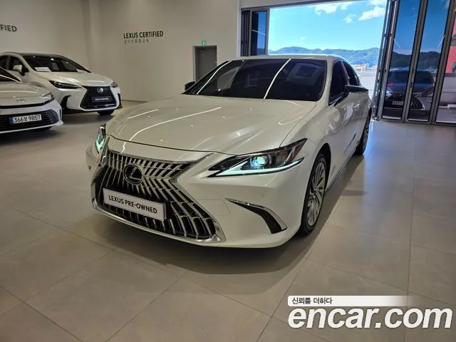 Lexus ES 2025 thumb 12
