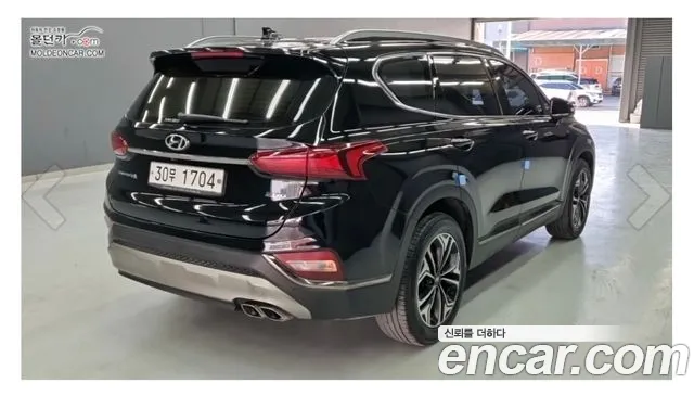 Hyundai Santa Fe 2018 thumb 2