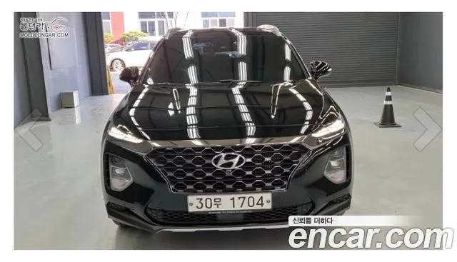 Hyundai Santa Fe 2018 thumb 3