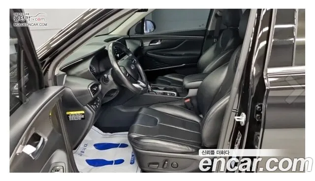 Hyundai Santa Fe 2018 thumb 9