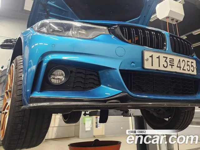 BMW 4-Series 2018 thumb 9