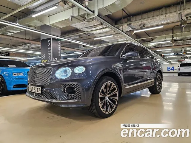 Bentley Bentayga 2022 thumb 2