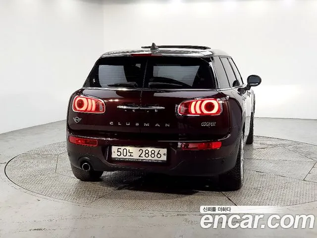 MINI Clubman 2019 thumb 3