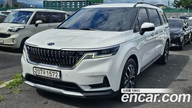 Kia Carnival 2021 thumb 4