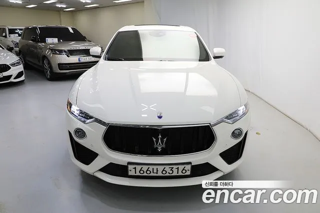 Maserati Levante 2020 thumb 2