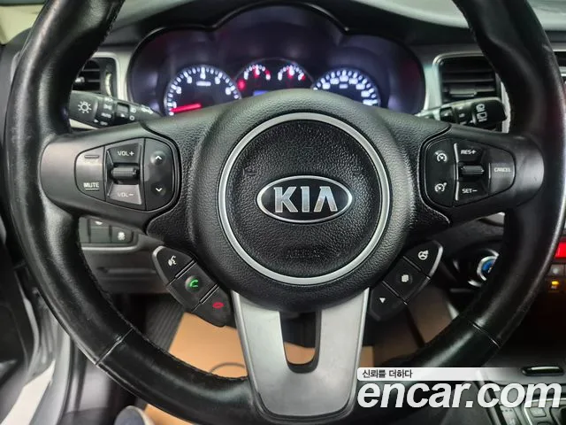 Kia Carens 2016 thumb 6
