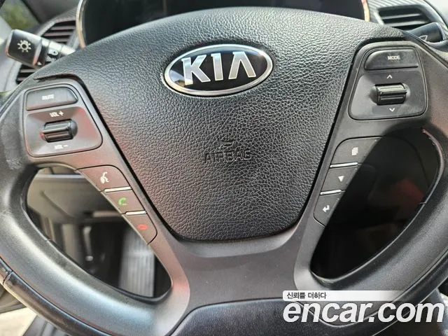 Kia K3 2013 thumb 6