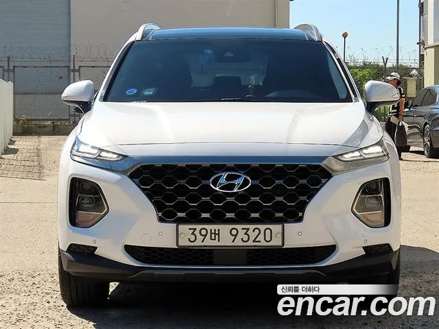 Hyundai Santa Fe 2018 thumb 12