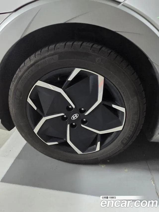 Hyundai IONIQ 5 2023 thumb 4