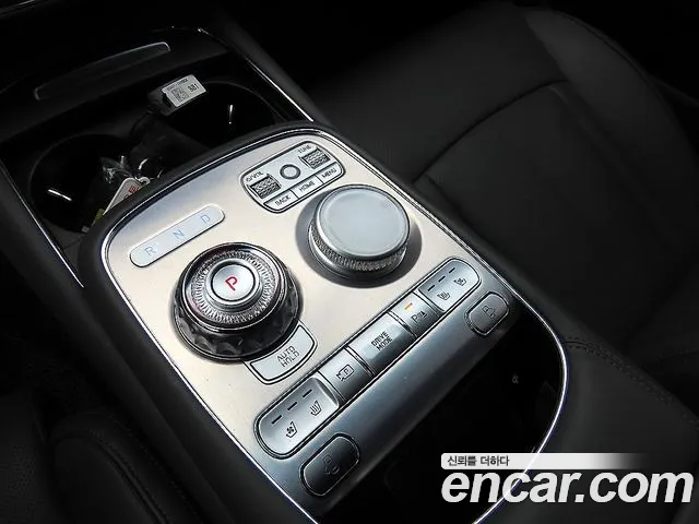 Genesis G90 2023 thumb 9