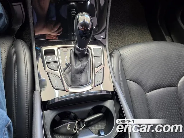 Hyundai Grandeur 2012 thumb 10