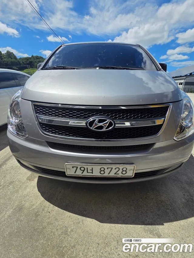 Hyundai Starex 2014 thumb 3