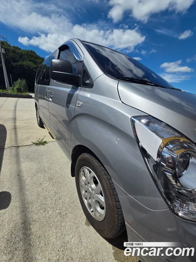 Hyundai Starex 2014 thumb 11