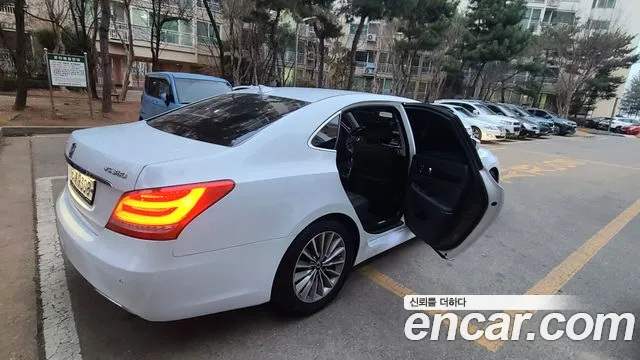 Hyundai Equus 2015 thumb 2