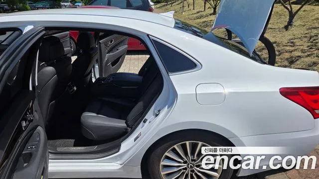 Hyundai Equus 2015 thumb 10