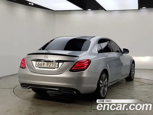 Mercedes-Benz C-Класс 2018 thumb 4