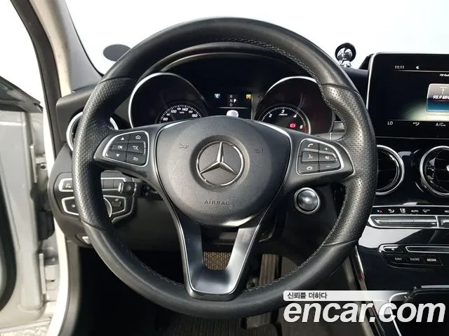 Mercedes-Benz C-Класс 2018 thumb 9