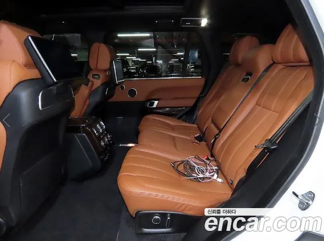 Land Rover Range Rover 2017 thumb 7