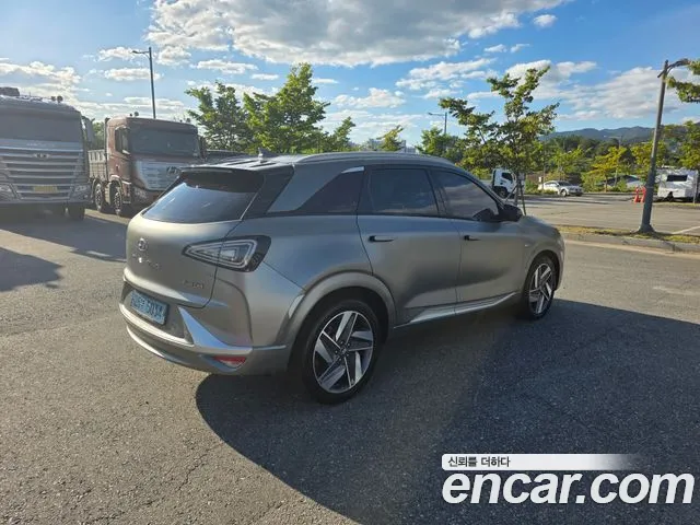 Hyundai Nexo 2019 thumb 2