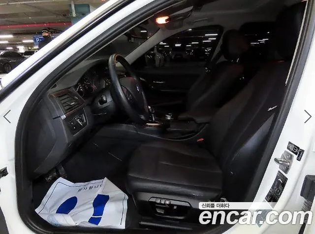 BMW 3-Series 2013 thumb 6