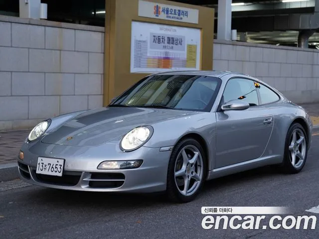Porsche 911 2005 thumb 12