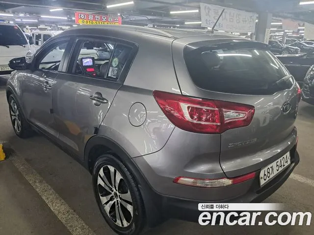 Kia Sportage 2011 thumb 5