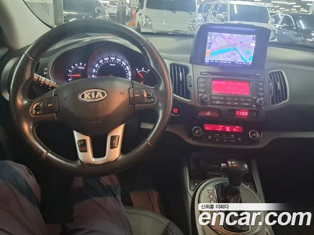 Kia Sportage 2011 thumb 8