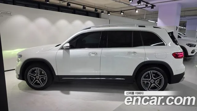 Mercedes-Benz GLB 2026 thumb 8