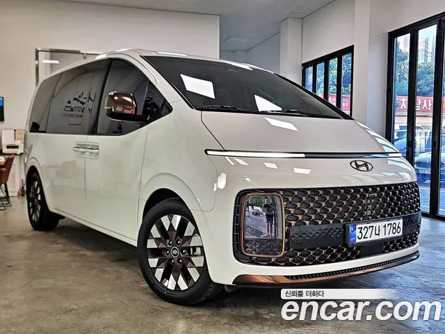 Hyundai Staria 2022 thumb 11
