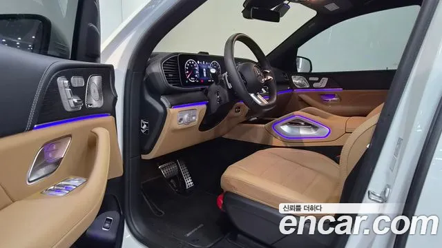 Mercedes-Benz GLS 2025 thumb 9