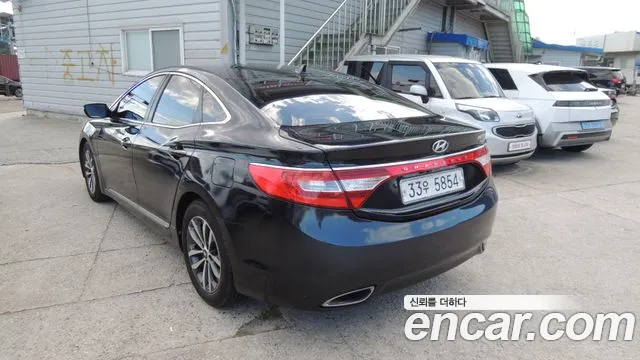 Hyundai Grandeur 2011 thumb 6