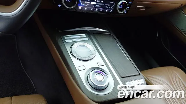 Genesis G80 2022 thumb 9