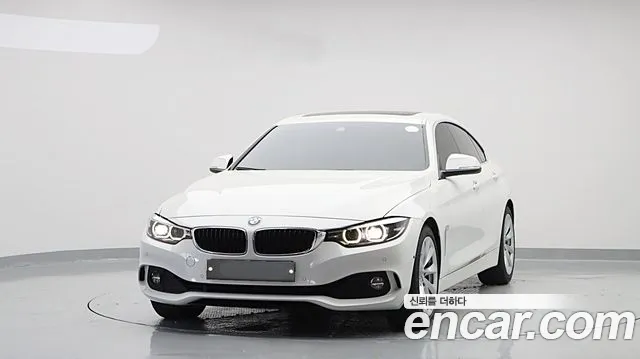 BMW 4-Series 2019 thumb 11