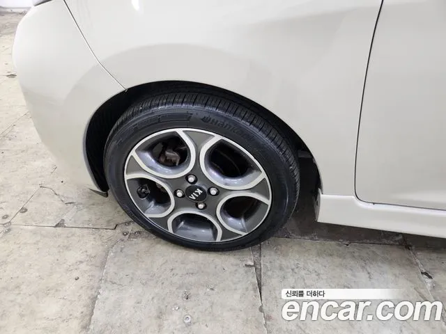 Kia Morning 2015 thumb 4