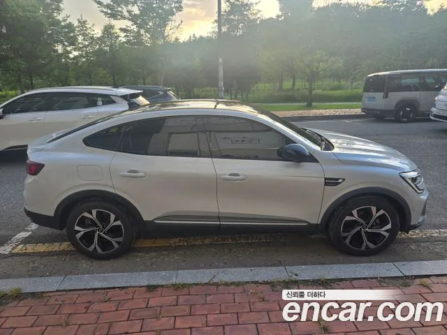 Renault-KoreaSamsung Arkana 2022 thumb 12