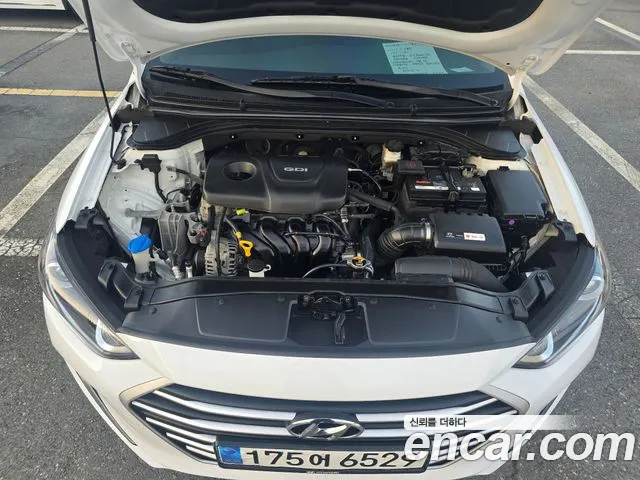 Hyundai Avante 2016 thumb 6