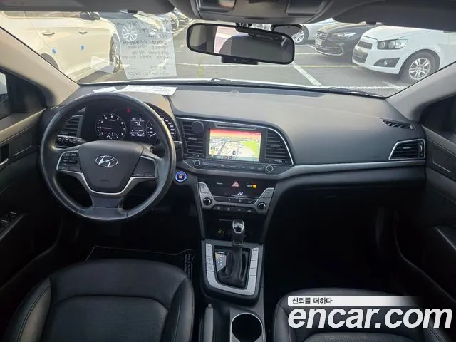 Hyundai Avante 2016 thumb 7