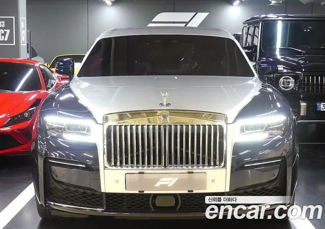 Rolls-Royce Ghost 2023 thumb 11