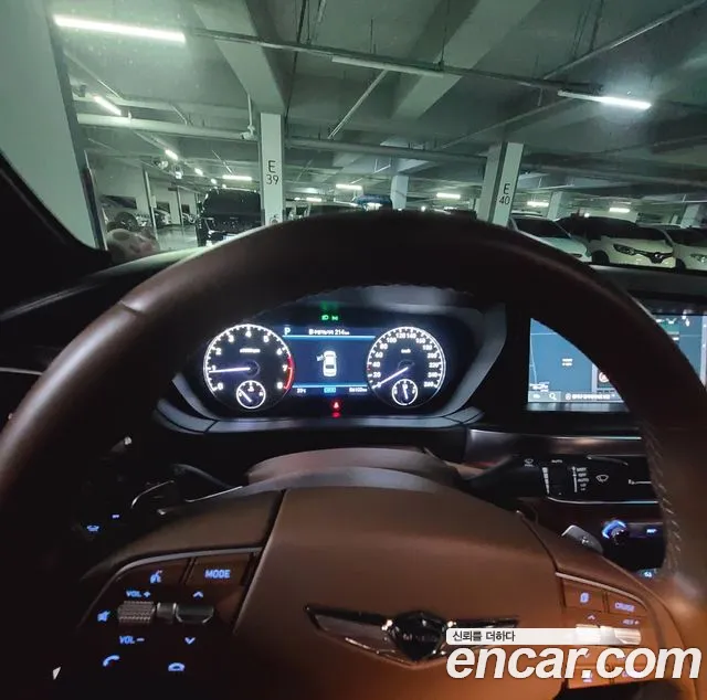 Genesis G90 2020 thumb 8