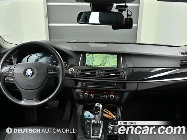 BMW 5-Series 2013 thumb 7