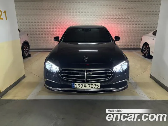 Mercedes-Benz E-Класс 2023 thumb 3