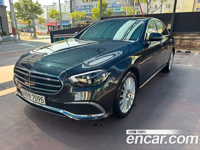 Mercedes-Benz E-Класс 2023 thumb 11