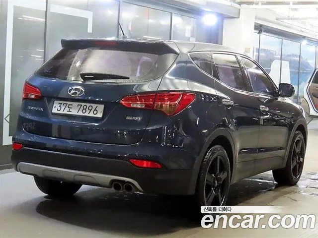 Hyundai Santa Fe 2013 thumb 4