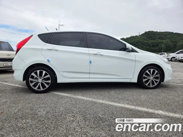 Hyundai Accent 2014 thumb 6
